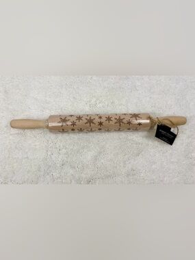 NWT Robert Stanley Christmas Rolling Pin with a Snowflake Design